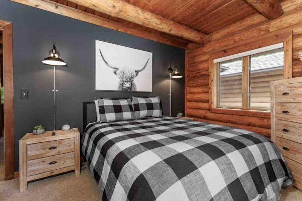 Photo of Bedroom in Lawndale