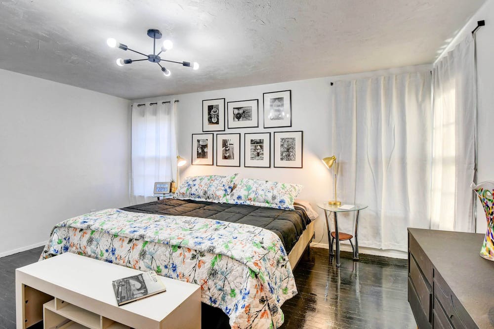 Photo of Bedroom in Belleville