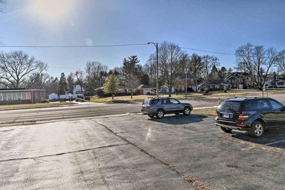 Photo of Outdoor in Belleville