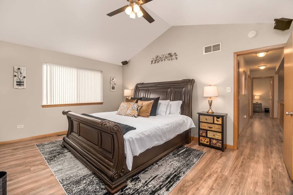 Photo of Bedroom in Joliet
