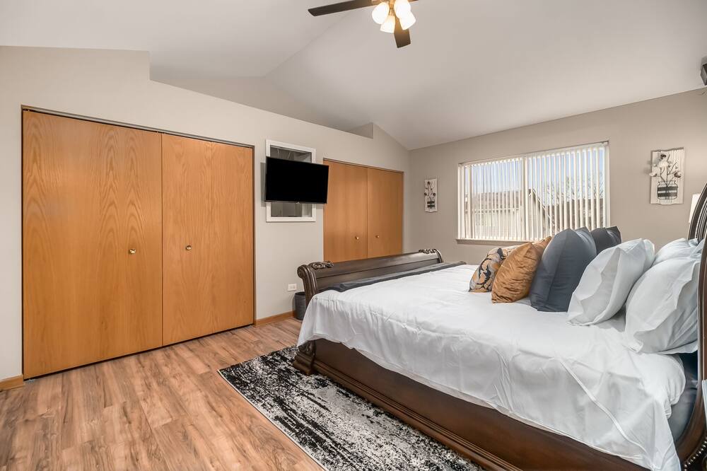 Photo of Bedroom in Joliet