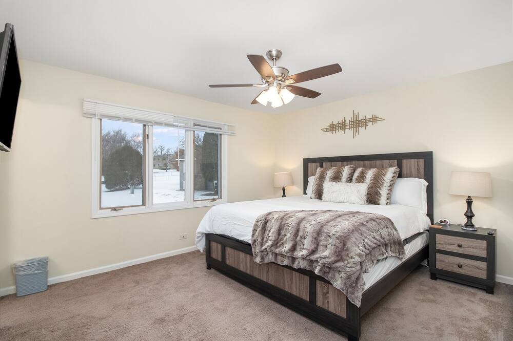 Photo of Bedroom in Aurora