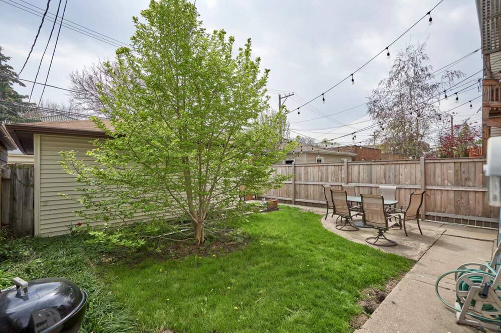 Photo of Outdoor in Ravenswood