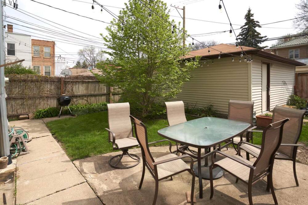 Photo of Outdoor in Ravenswood