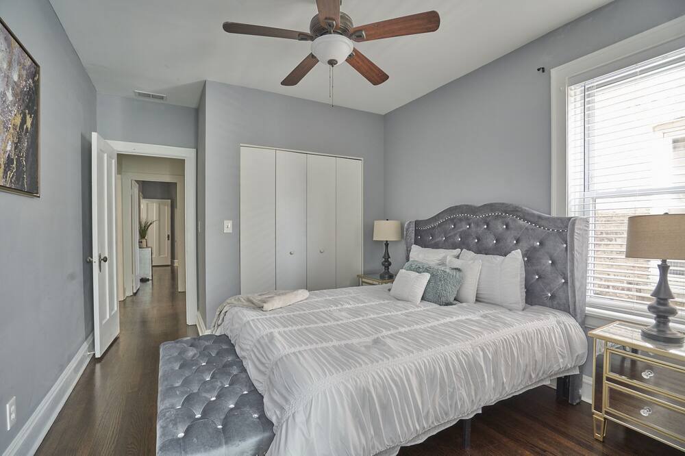Photo of Bedroom in Ravenswood