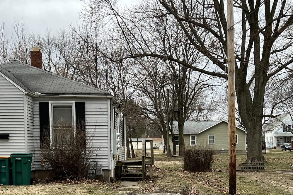 Photo of Outdoor in Macomb