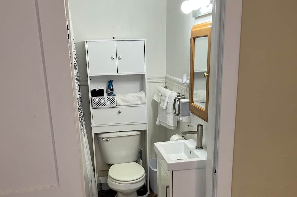 Photo of Bathroom in Macomb