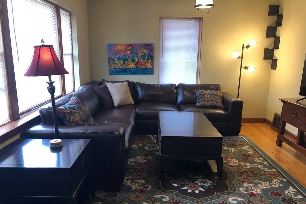 Photo of Livingroom in Downers Grove