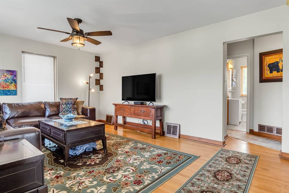 Photo of Livingroom in Downers Grove