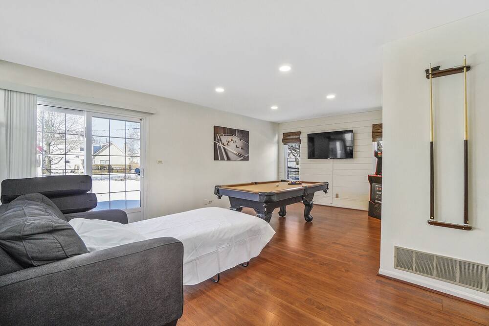 Photo of Livingroom in Carol Stream