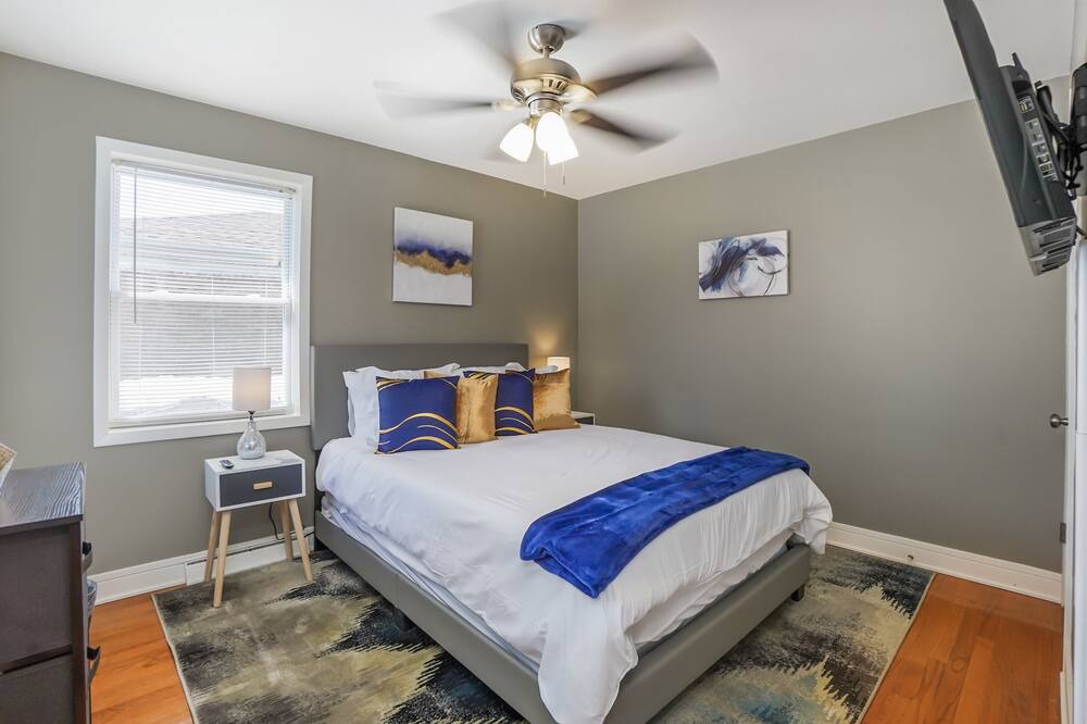 Photo of Bedroom in Forestview