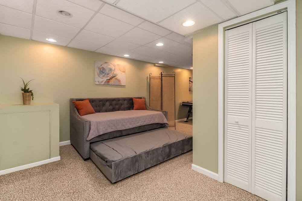 Photo of Bedroom in Fox Valley