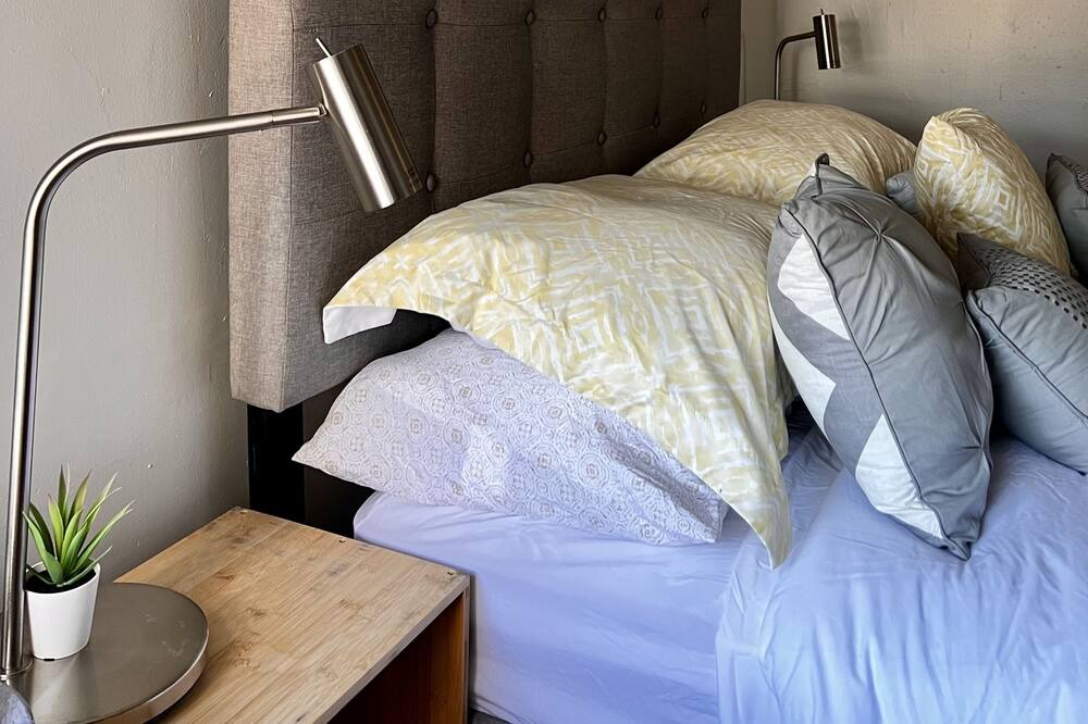Photo of Bedroom in South Chicago