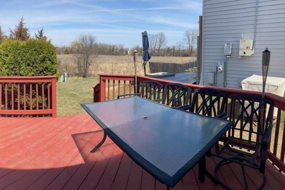 Photo of Outdoor in Round Lake