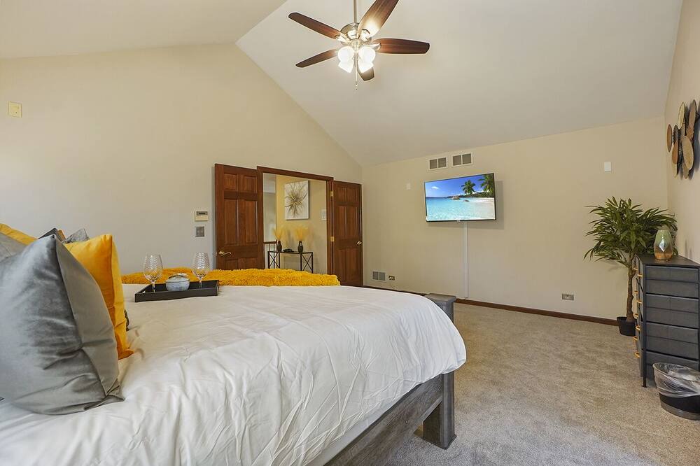 Photo of Bedroom in Naperville