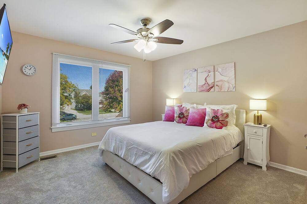 Photo of Bedroom in Naperville