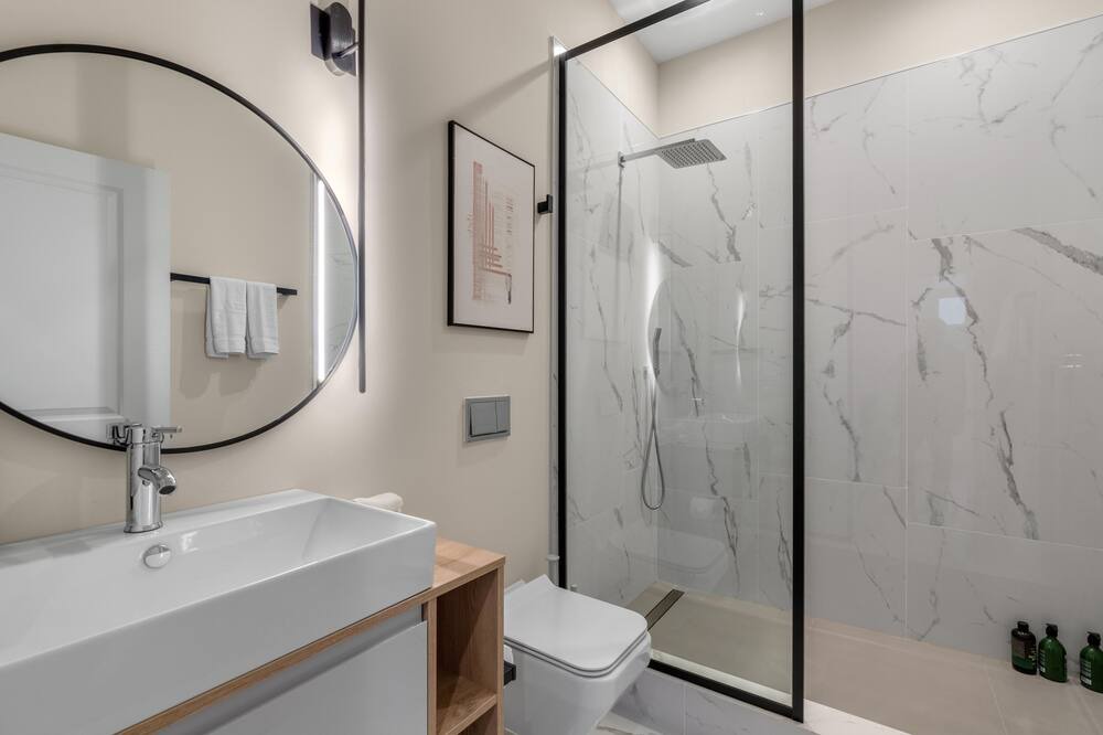 Photo of Bathroom in River Grove
