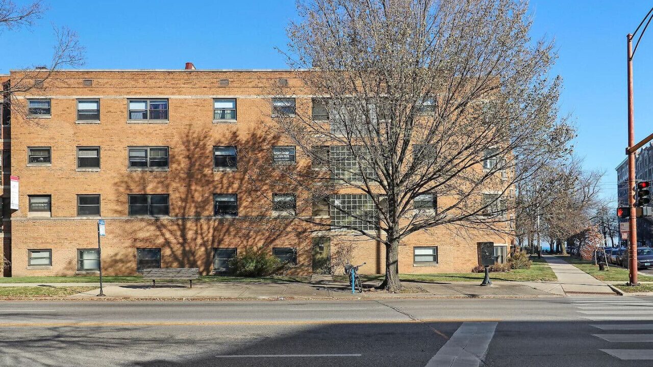Photo of Outdoor in Rogers Park