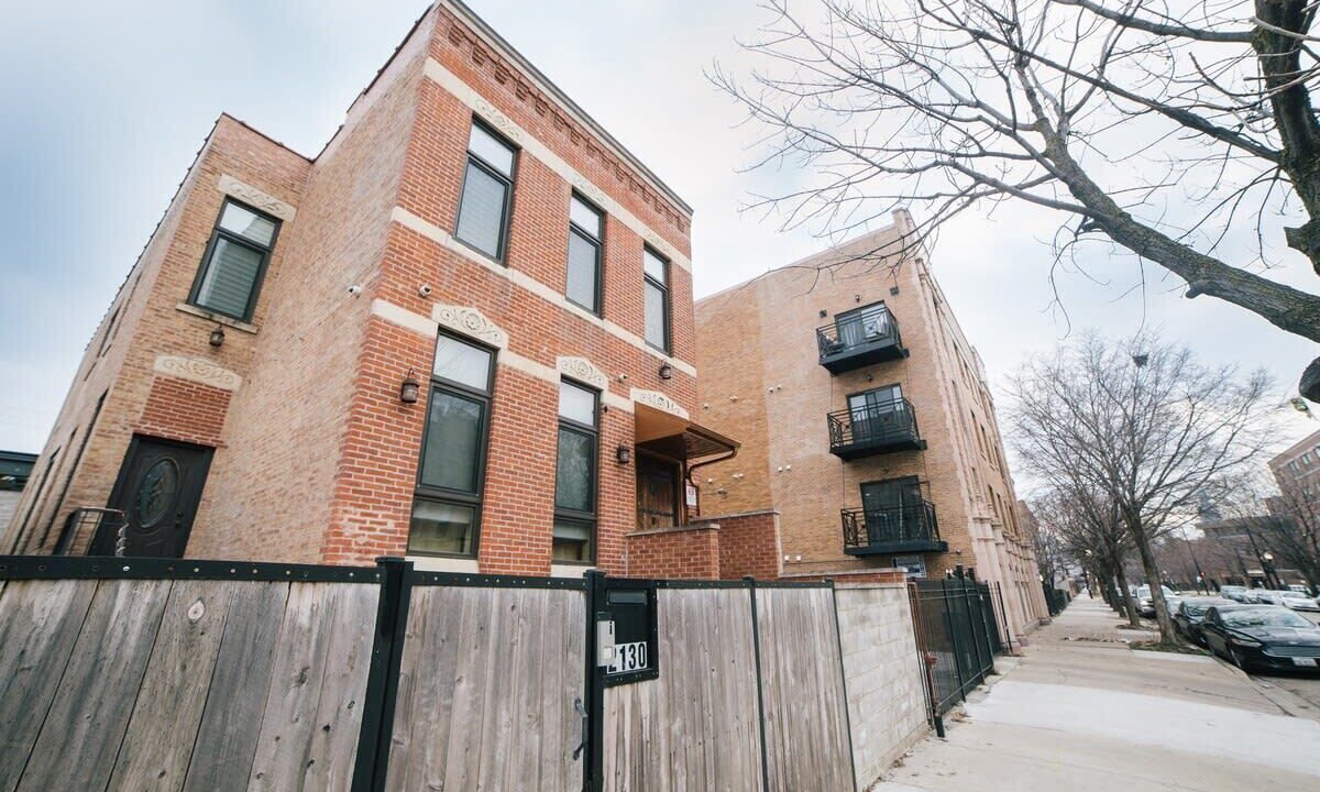 Photo of Outdoor in Near West Side