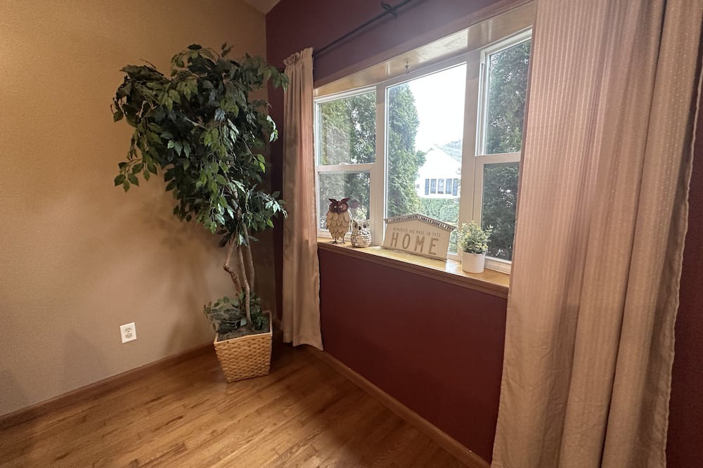 Photo of Bedroom in La Salle