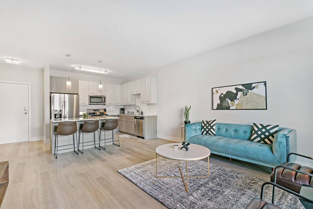 Photo of Livingroom in Warrenville