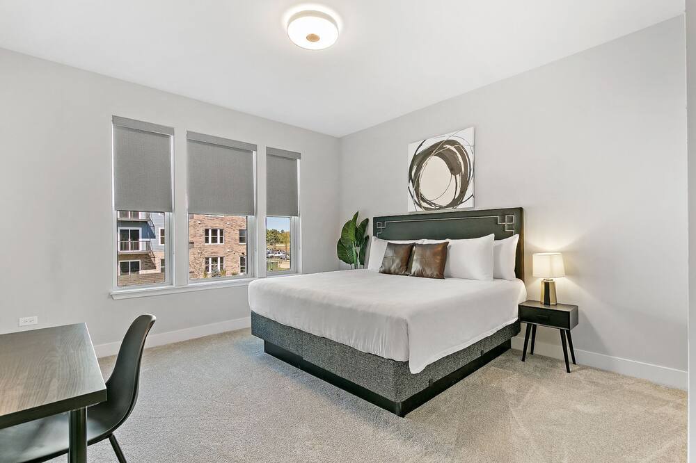 Photo of Bedroom in Warrenville