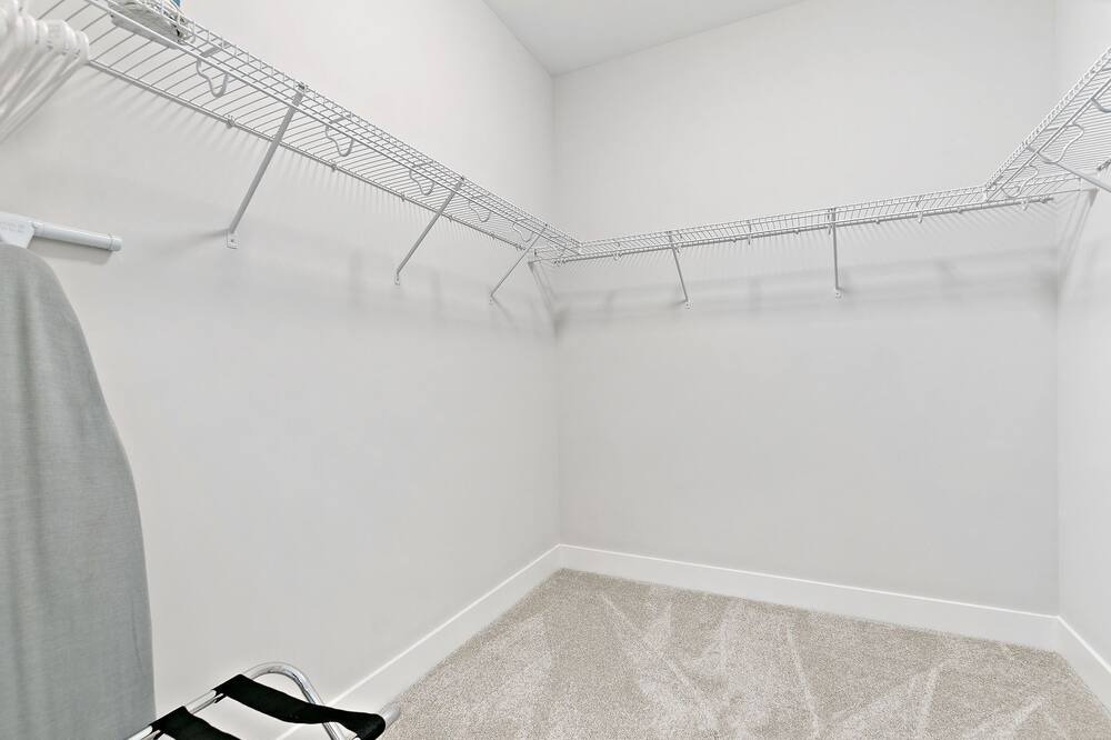 Photo of Bedroom in Warrenville