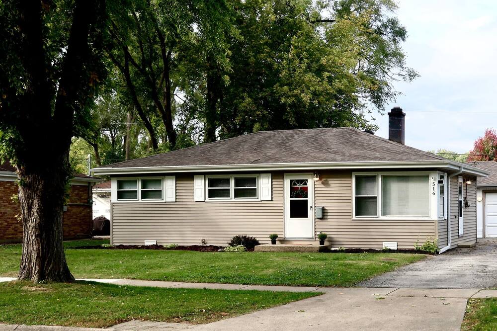 Photo of Outdoor in Mundelein