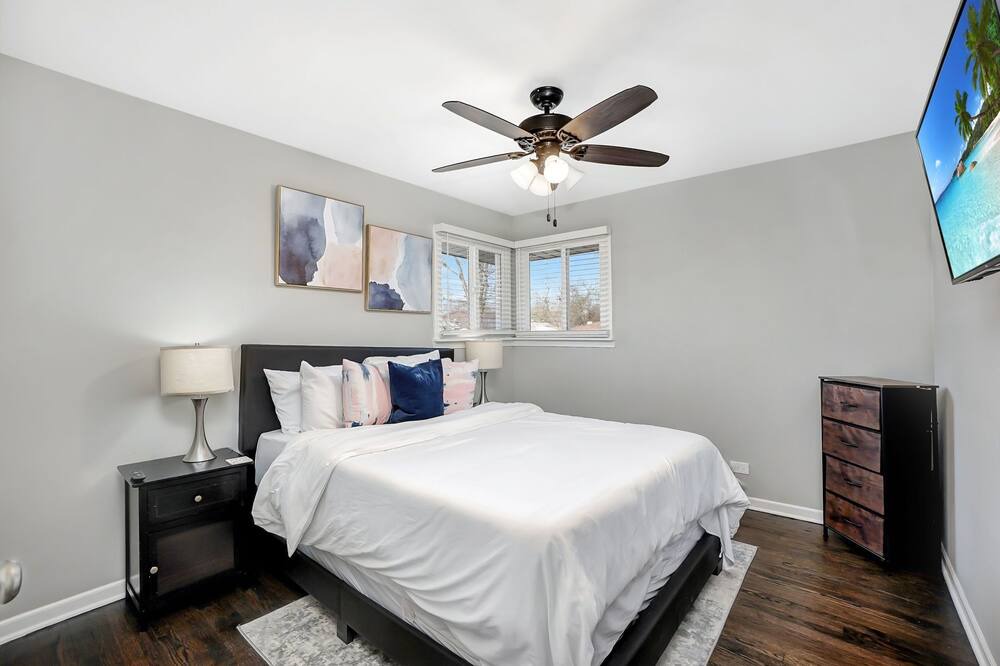Photo of Bedroom in Homewood