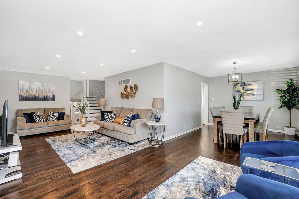 Photo of Livingroom in Homewood