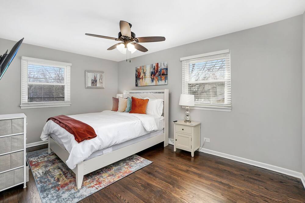 Photo of Bedroom in Homewood