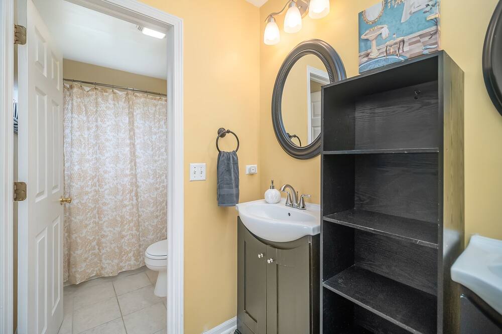 Photo of Bathroom in Bolingbrook