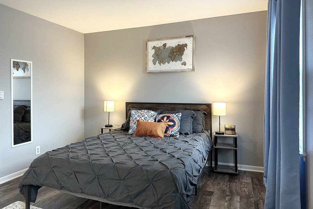 Photo of Bedroom in Yorkville
