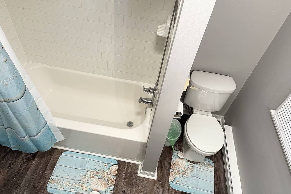 Photo of Bathroom in Yorkville