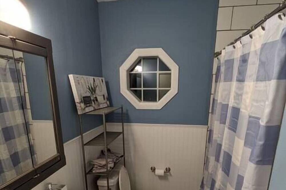 Photo of Bathroom in Rock Island