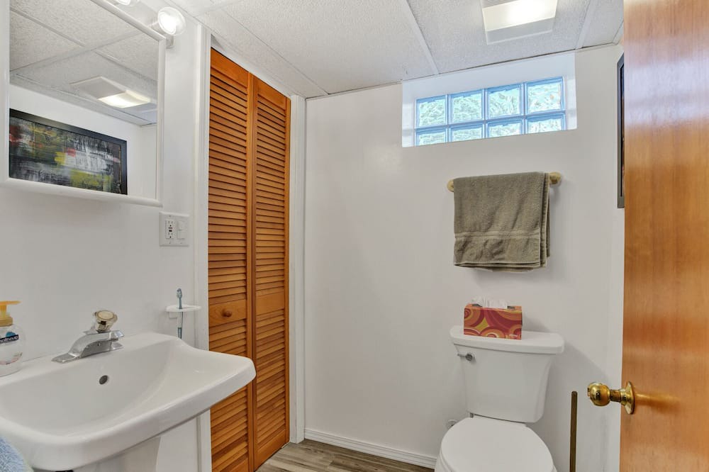 Photo of Bathroom in La Grange Park