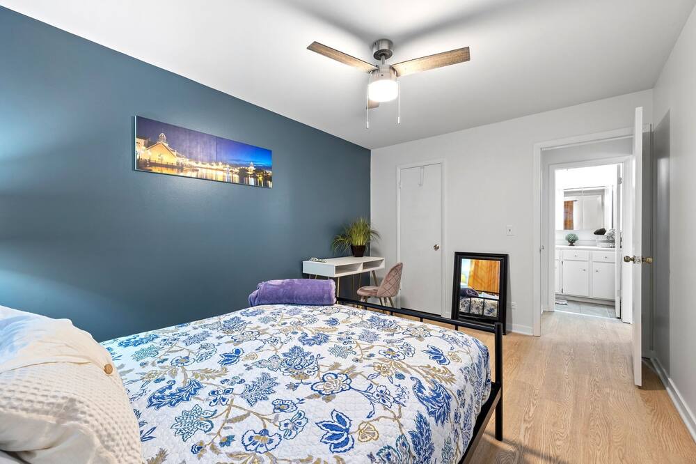 Photo of Bedroom in O'Hare