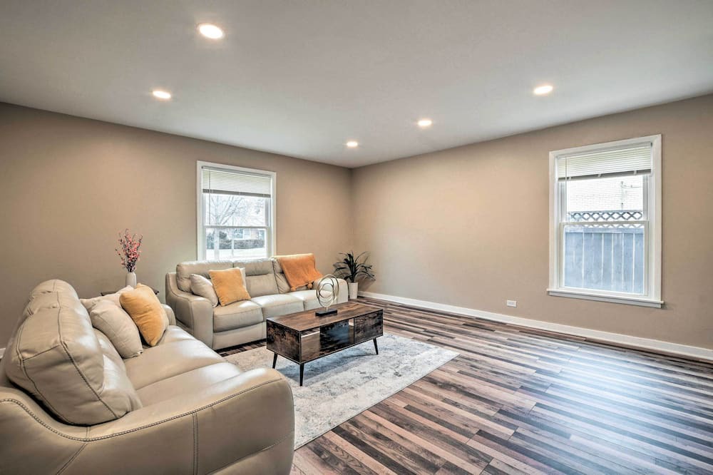 Photo of Bedroom in Arlington Heights
