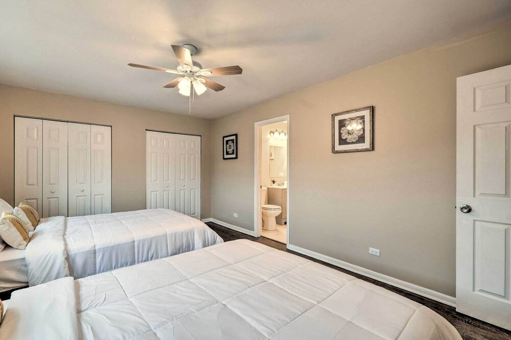 Photo of Bedroom in Arlington Heights