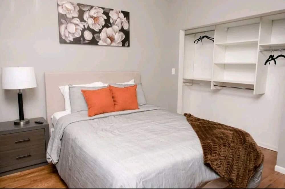 Photo of Bedroom in Grand Boulevard