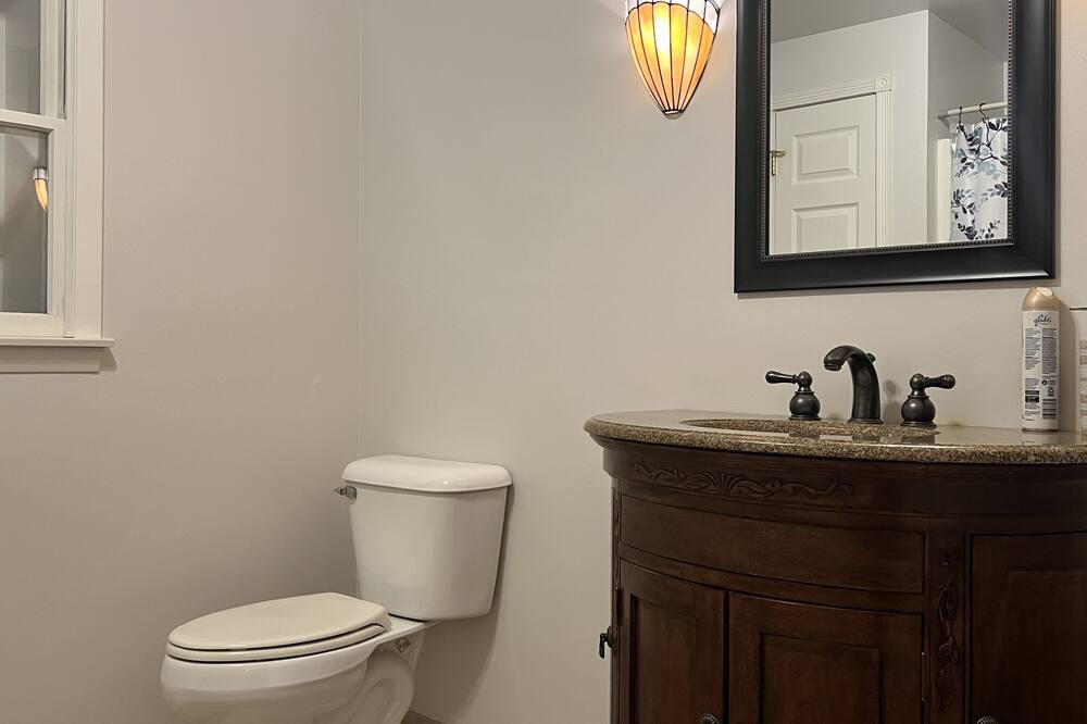 Photo of Bathroom in Ottawa