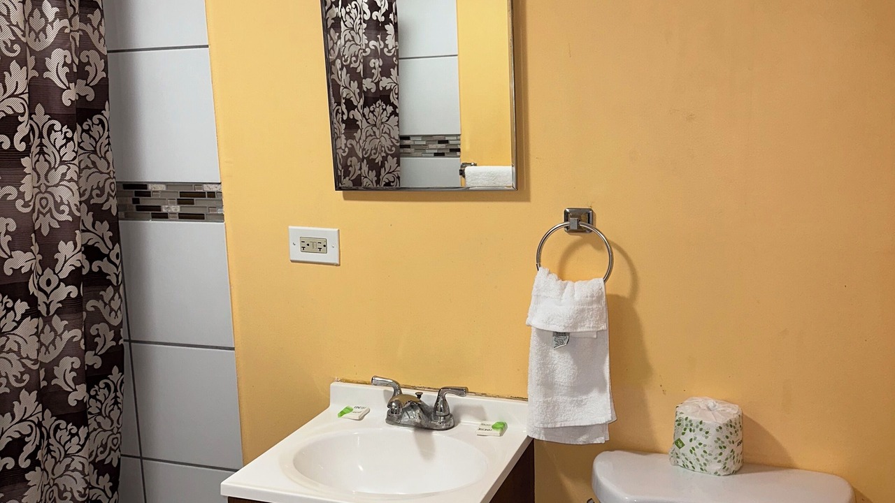 Photo of Bathroom in Streator