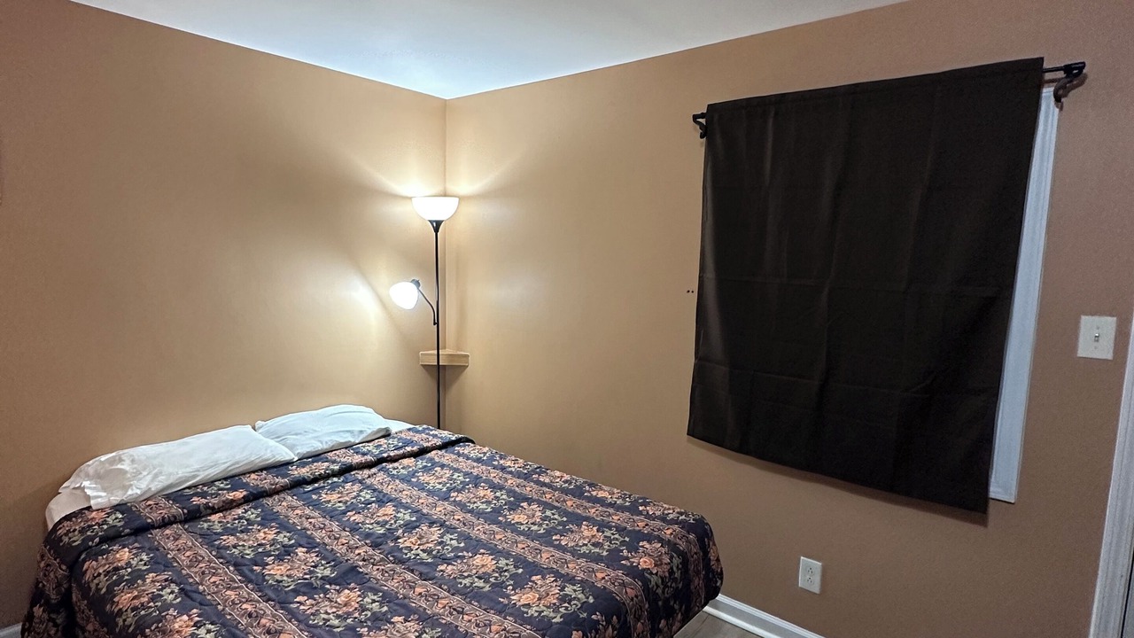 Photo of Bedroom in Streator