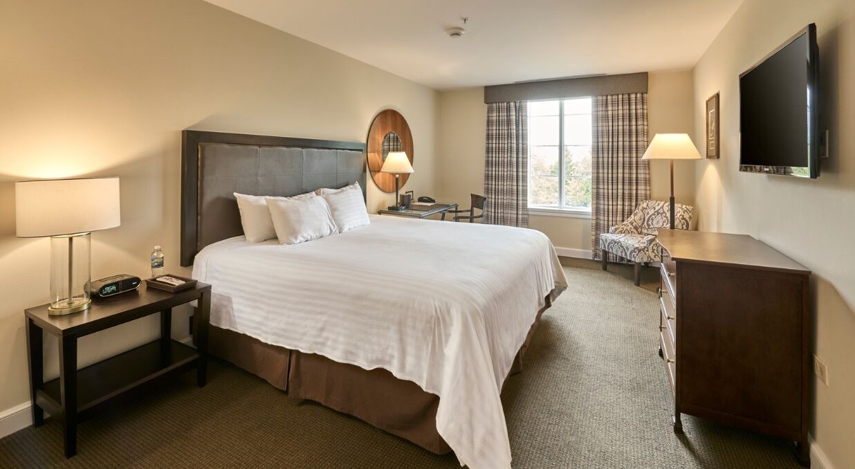 Photo of Bedroom in Glenview