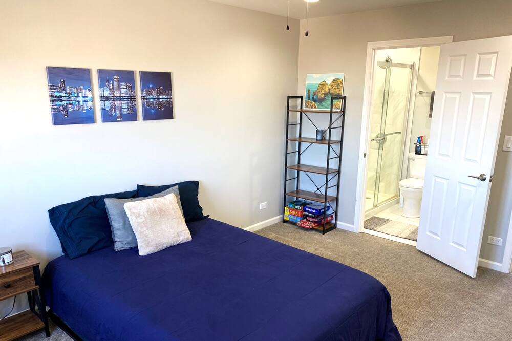 Photo of Bedroom in Roselle