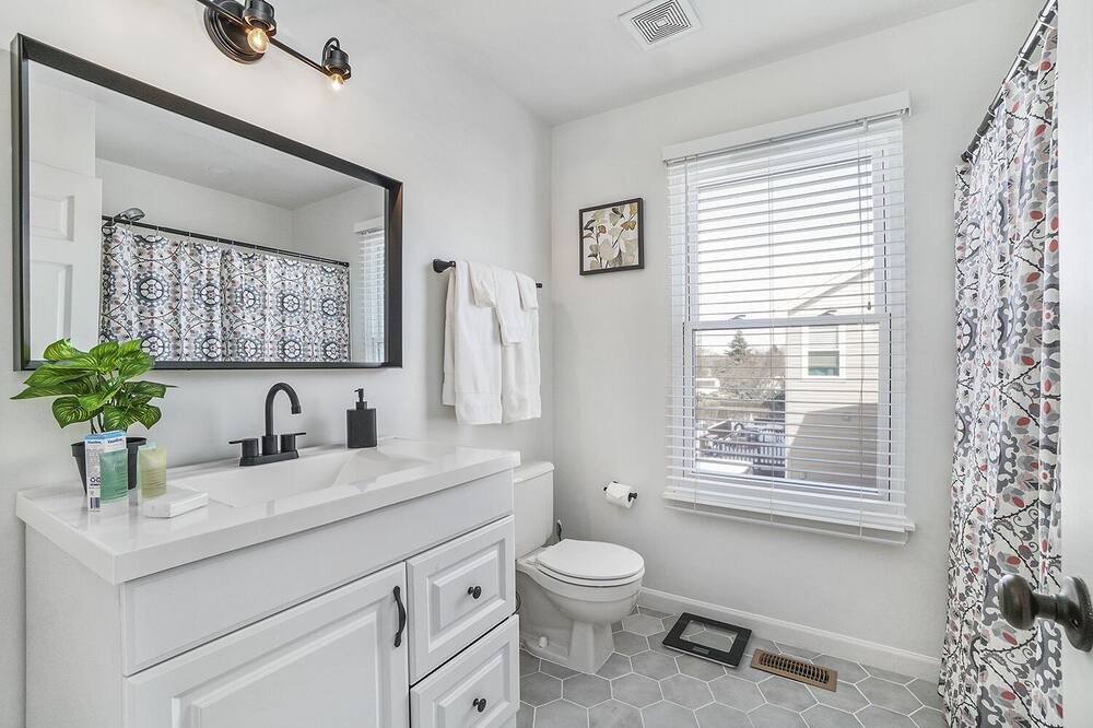 Photo of Bathroom in Carol Stream