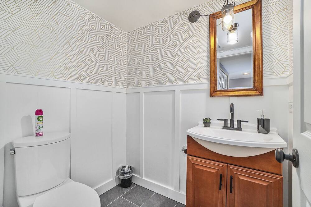 Photo of Bathroom in Carol Stream