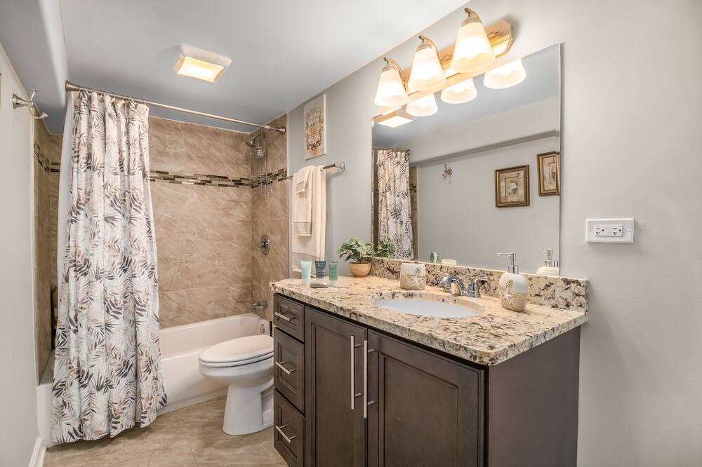 Photo of Bathroom in Forestview