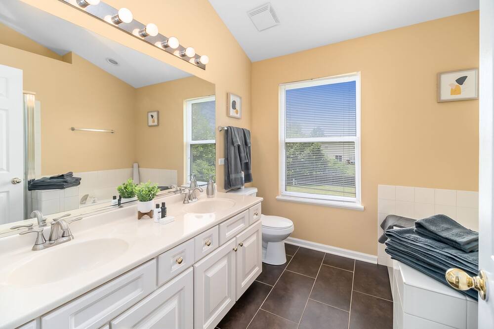 Photo of Bathroom in Fox Valley