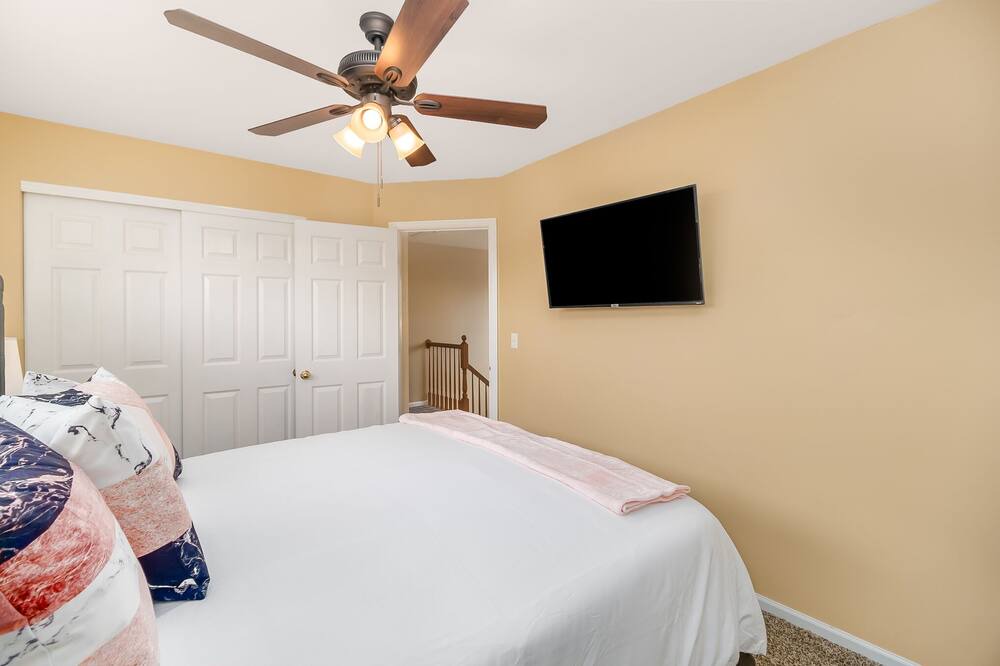 Photo of Bedroom in Fox Valley